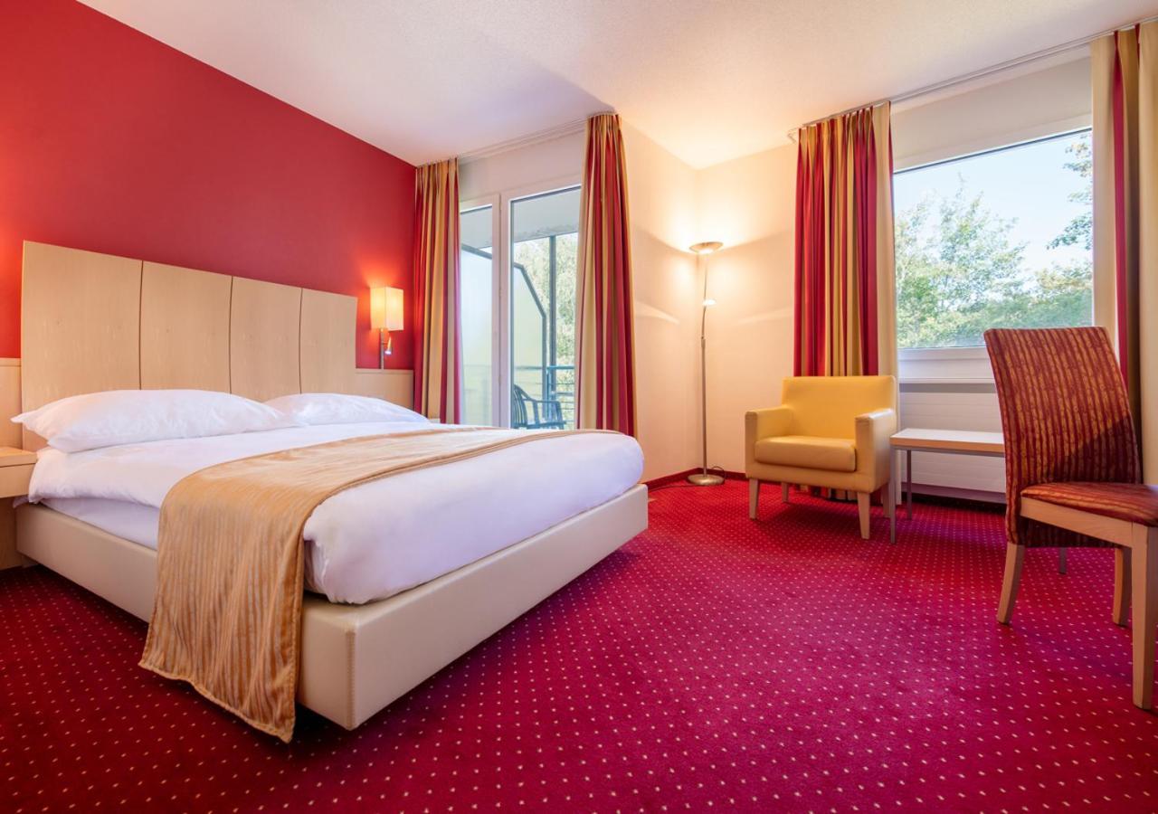 Grand Hotel Et Centre Thermal D'Yverdon-Les-Bains Exterior photo